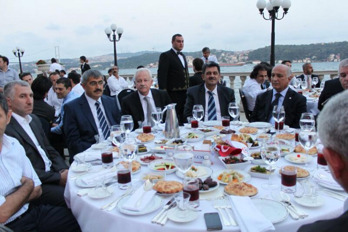 ÇIRAĞAN SARAYI İFTAR PROGRAMI
