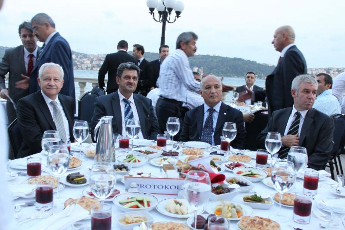 ÇIRAĞAN SARAYI İFTAR PROGRAMI