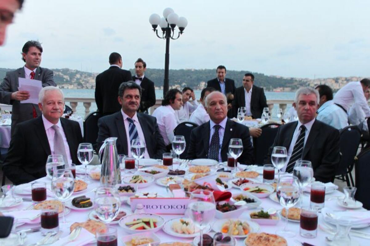 ÇIRAĞAN SARAYI İFTAR PROGRAMI