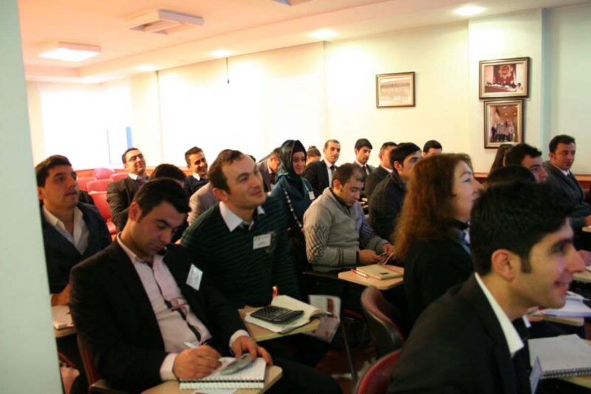20 ŞUBAT 2013 PERAKENDE MATEMATİĞİ EĞİTİMİNDEN GÖRÜNTÜLER