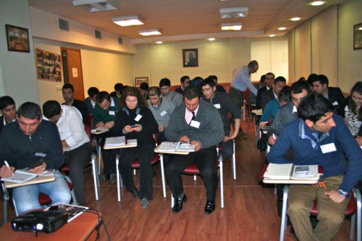 20 ŞUBAT 2013 PERAKENDE MATEMATİĞİ EĞİTİMİNDEN GÖRÜNTÜLER