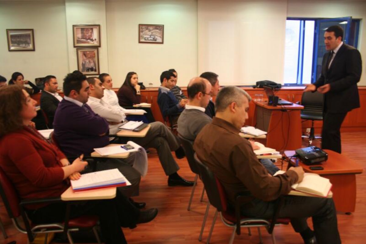 20 MART 2013 1. GRUP MÜŞTERI İLIŞKiLERi YÖNETiMi-EĞiTMEN YILMAZ PEKMEZCAN
