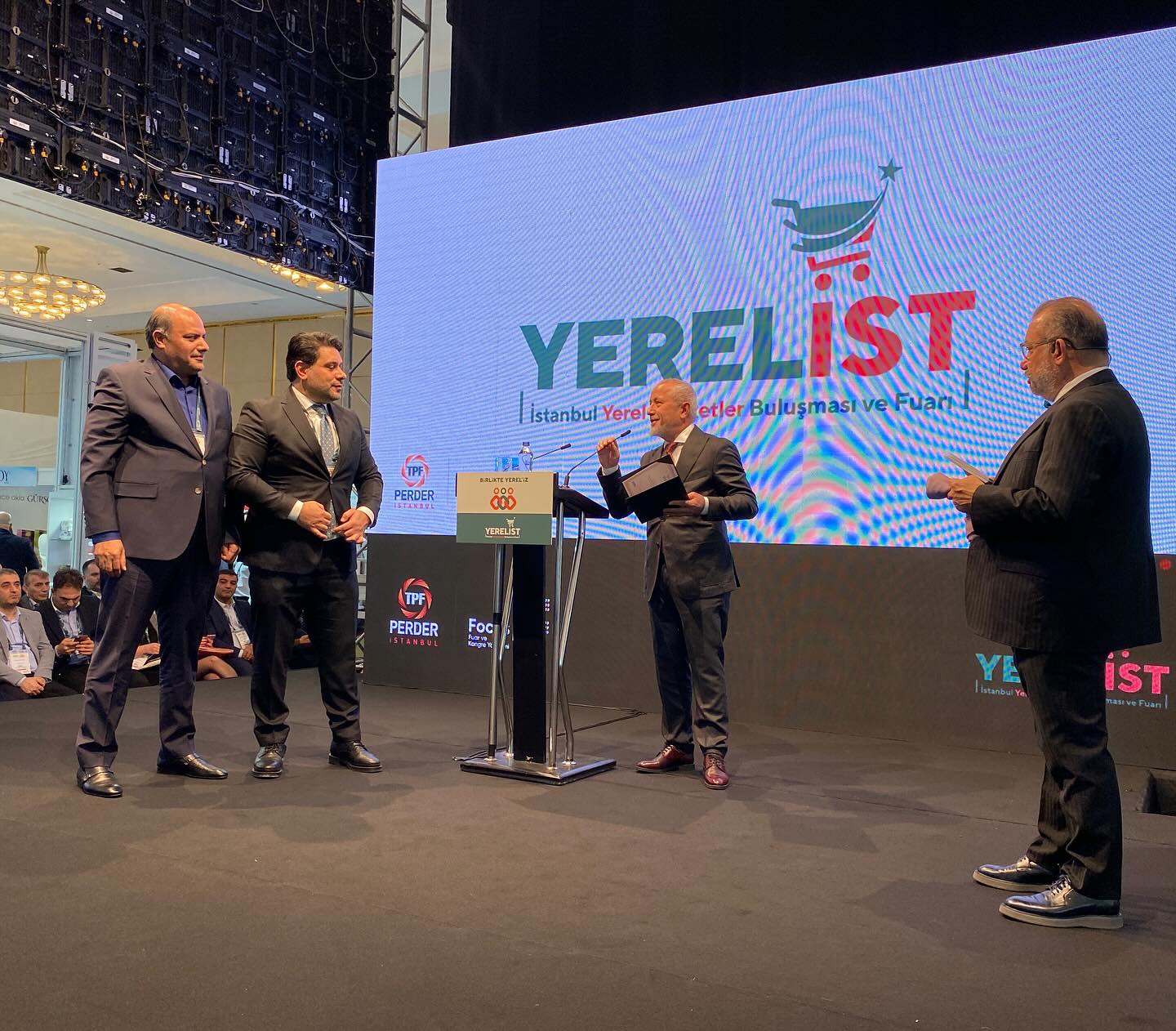 Yerelist 2023 İstanbul Perder Ailesi