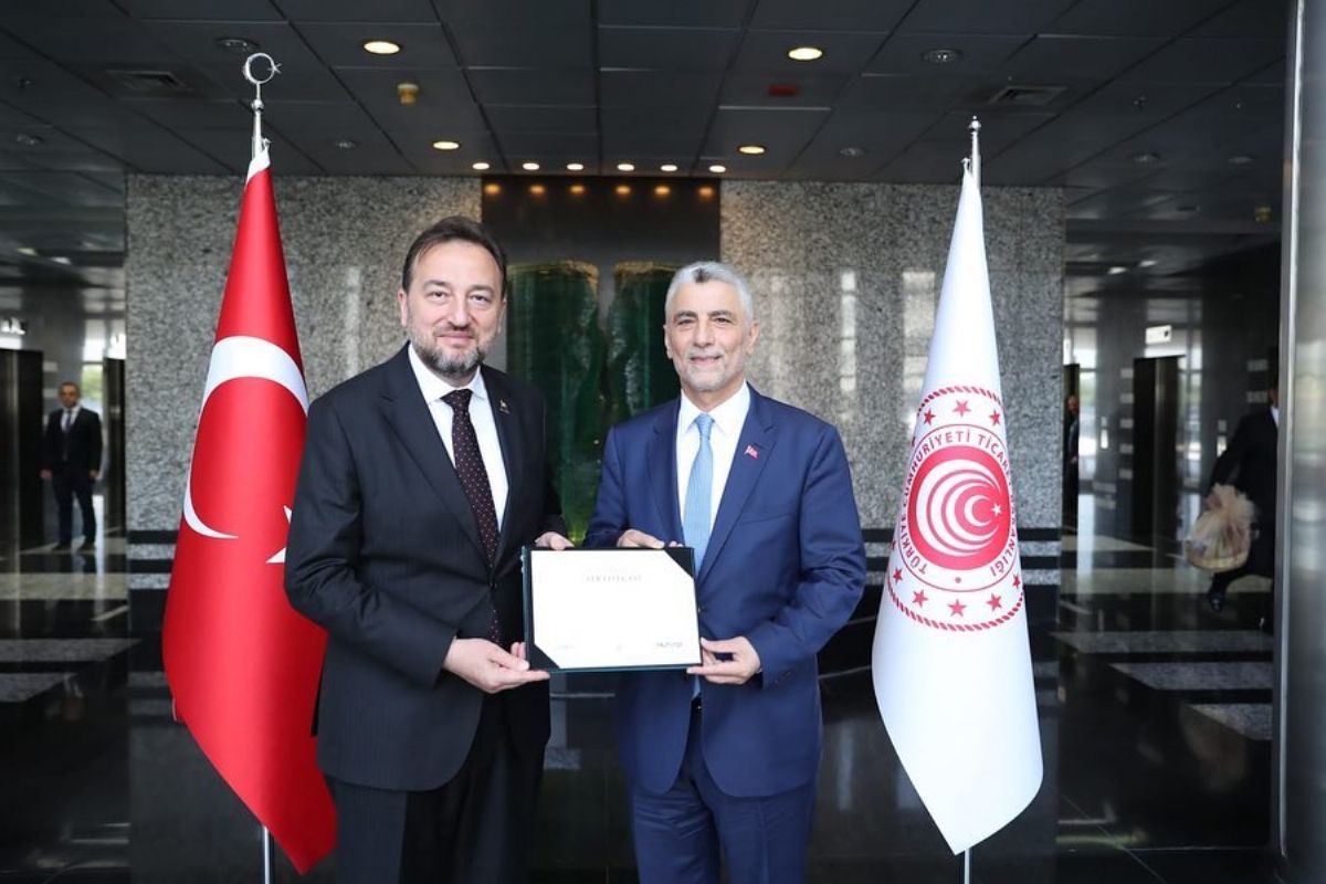 Ticaret Bakanımız Ömer Bolat' a Hayırlı Olsun Ziyareti