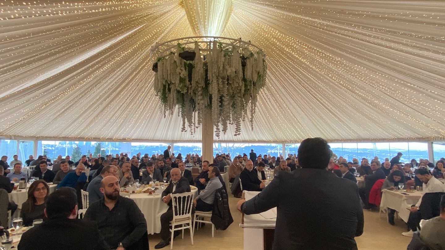 “YERELİST 2024 Değerlendirme ve Kapanış” Programımız üyelerimiz ve sektör paydaşlarımız tarafından büyük bir ilgi ile karşılandı.