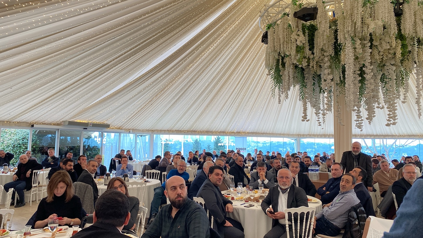 “YERELİST 2024 Değerlendirme ve Kapanış” Programımız üyelerimiz ve sektör paydaşlarımız tarafından büyük bir ilgi ile karşılandı.