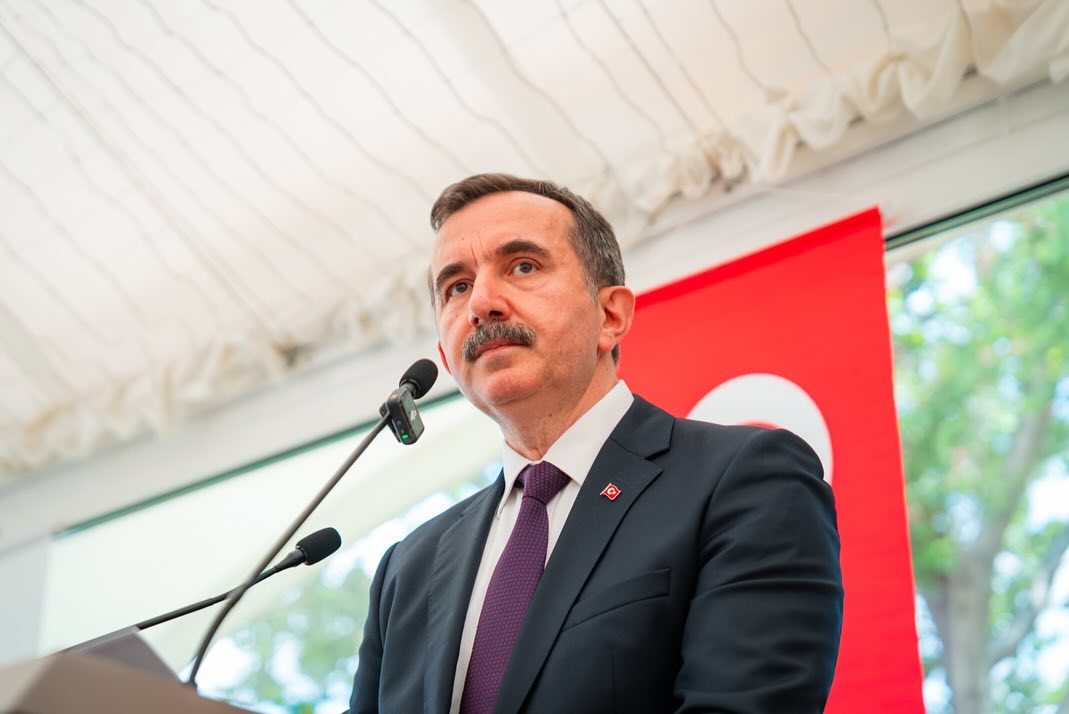 İstanbul PERDER’de Bayrak Değişimi