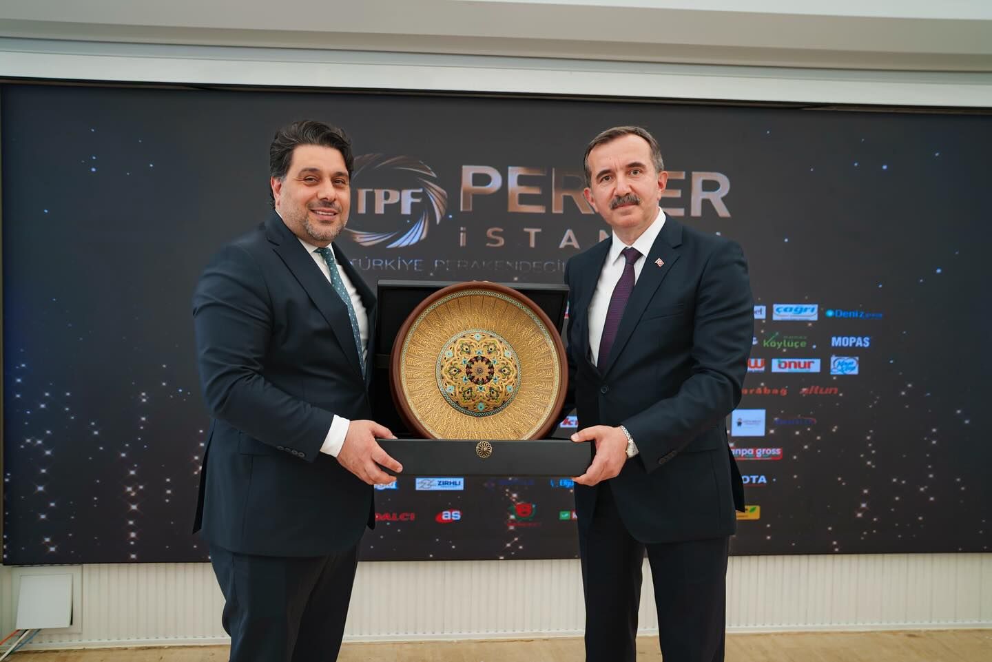 İstanbul PERDER’de Bayrak Değişimi